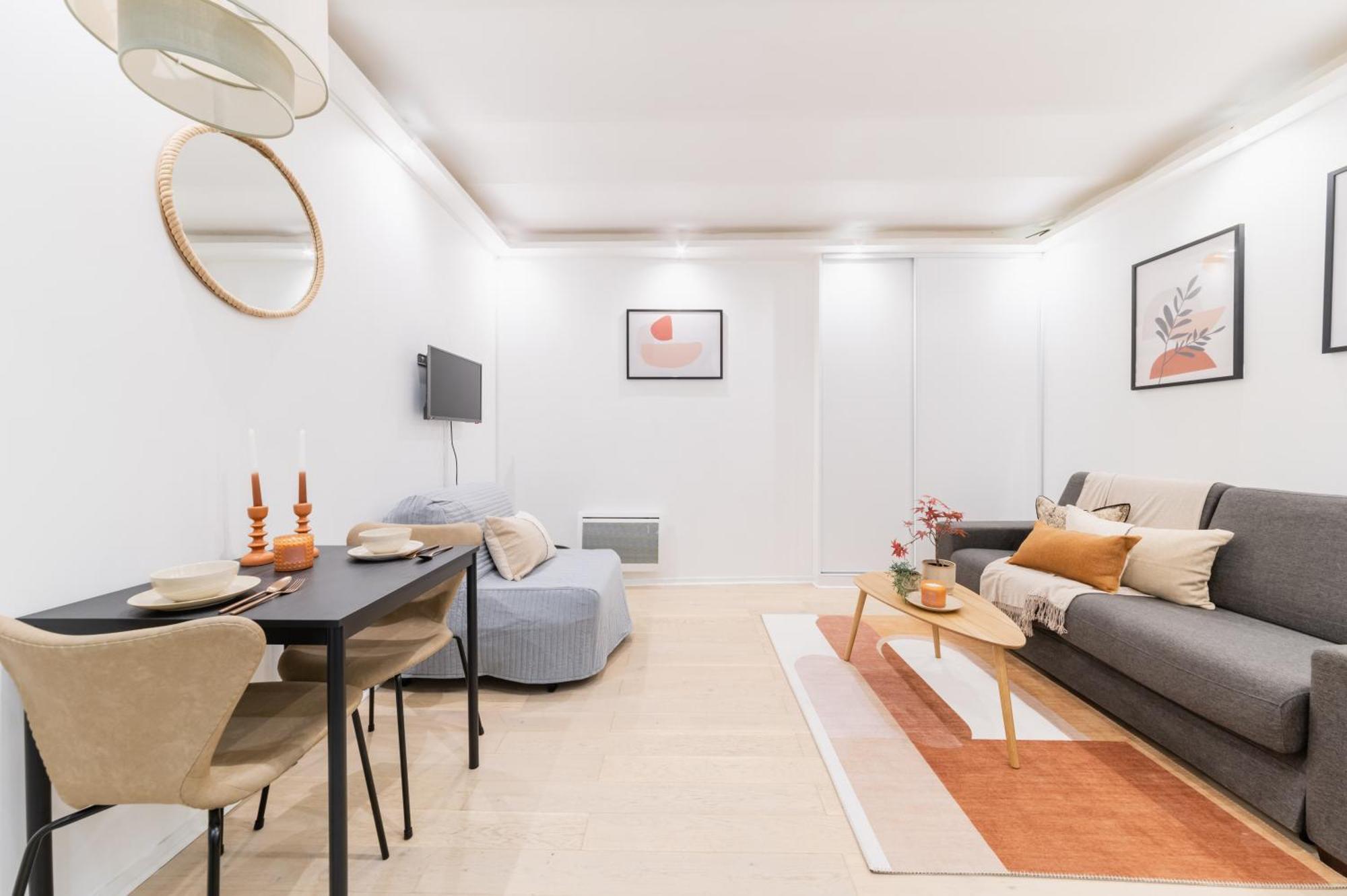 Imhost 8 - Lovely Studio At St Michel-Notre Dame Paris Exterior photo